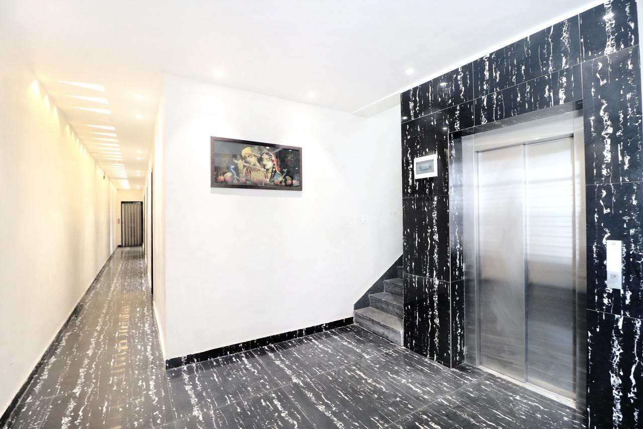 Oyo 14829 Hotel J Cruise 卢迪亚纳 外观 照片